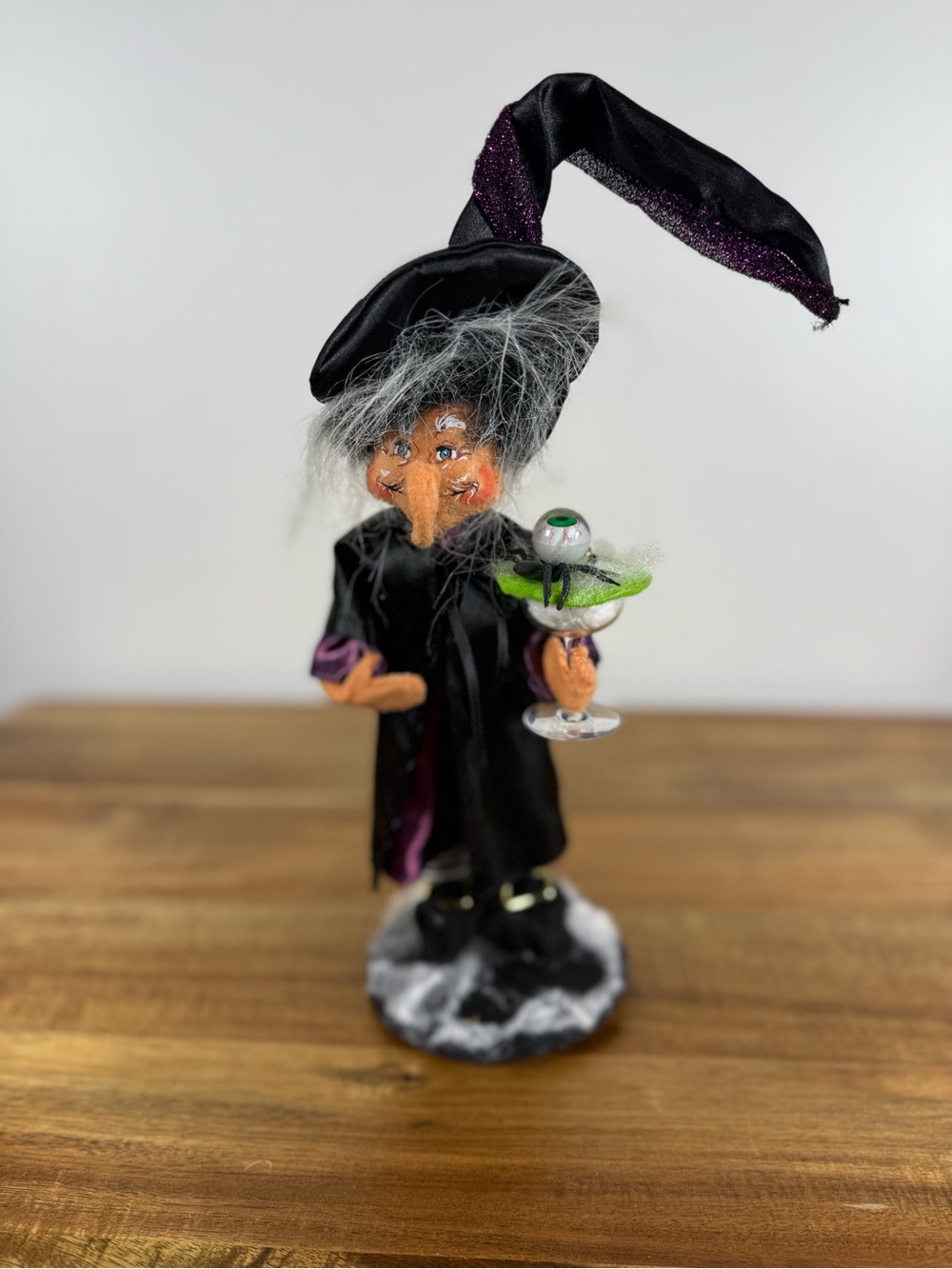 Annalee Halloween 2011 Witches Cocktail 12" Tall